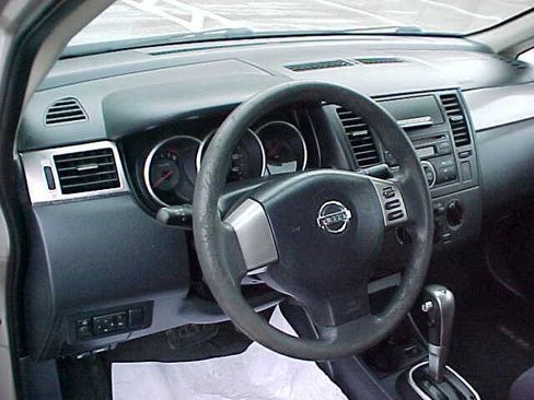 Used 2008 Nissan Versa 1.8 S w/ PWR Pkg image 34