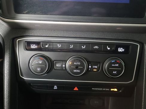 Used 2021 Volkswagen Atlas SE w/ Panoramic Sunroof Package AWD/4WD image 45