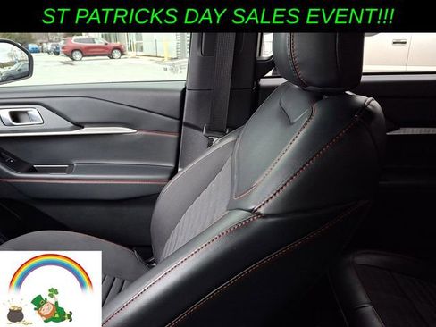 Used 2025 Ford Explorer ST-Line image 17