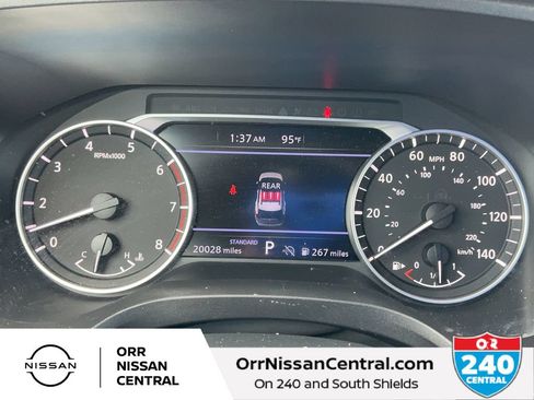 Used 2025 Nissan Rogue SV w/ SV Premium Package FWD image 22