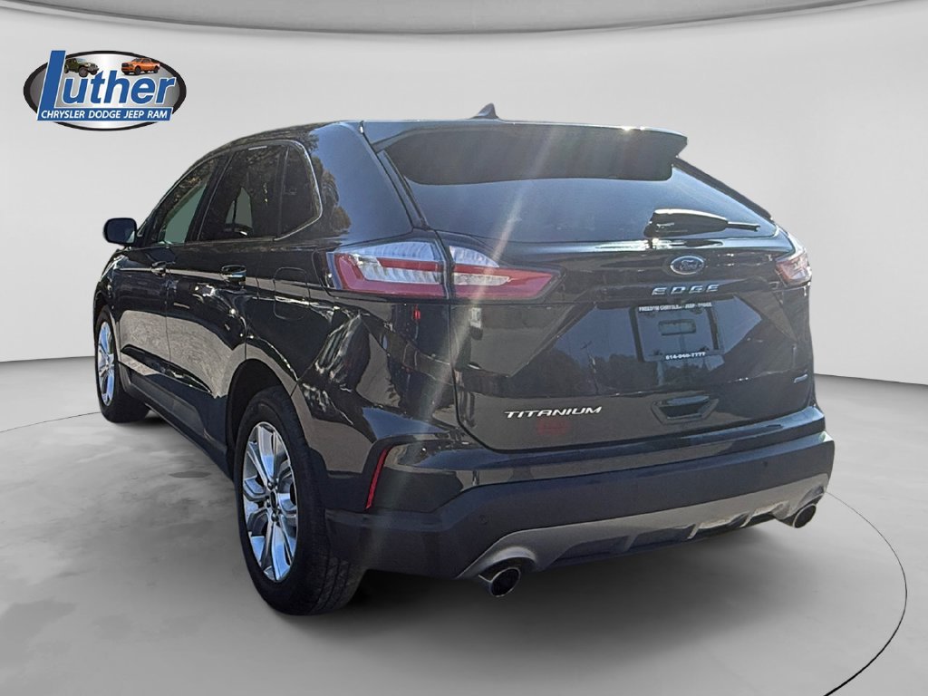 Used 2023 Ford Edge Titanium AWD/4WD image 3