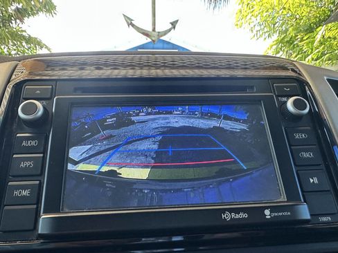 Used 2015 Toyota Tacoma PreRunner image 9