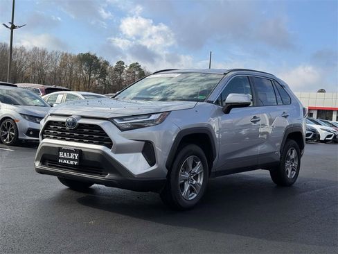 Used 2024 Toyota RAV4 XLE image 23
