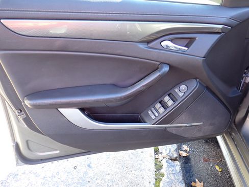 Used 2011 Cadillac CTS AWD Sedan image 31