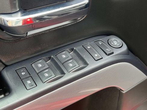 Used 2018 Chevrolet Silverado 1500 LT w/ All Star Edition AWD/4WD image 17