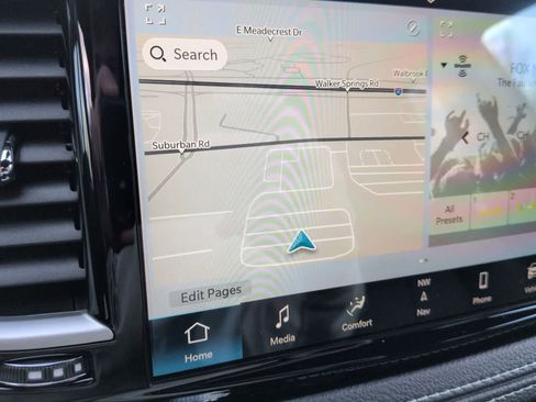 New 2026 Chrysler Pacifica Select image 18