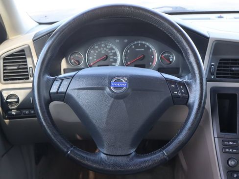 Used 2004 Volvo S60 2.5T AWD/4WD image 18