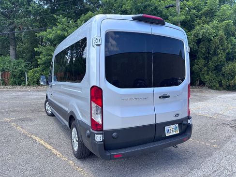 Used 2024 Ford Transit 350 XLT image 4