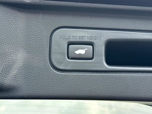 Certified 2024 Honda Pilot Elite image 13