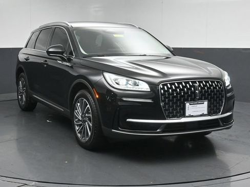 Certified 2023 Lincoln Corsair Reserve AWD/4WD image 1
