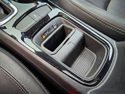 Used 2016 Chevrolet Cruze Premier image 30