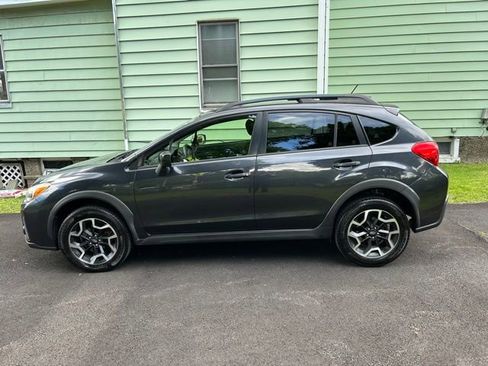 Used 2016 Subaru Crosstrek 2.0i Premium AWD/4WD image 1