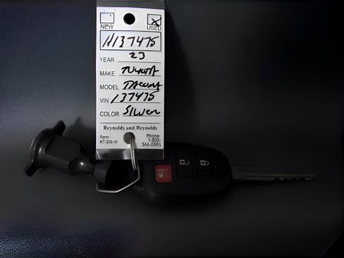 Used 2023 Toyota Tacoma SR image 22