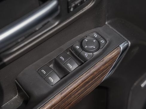 Used 2020 Chevrolet Silverado 1500 High Country AWD/4WD image 47