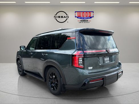 Used 2025 Nissan Armada PRO-4X AWD/4WD image 4