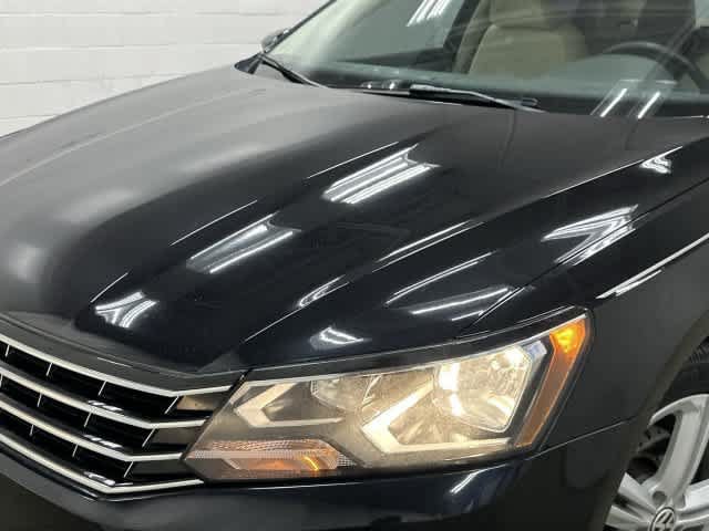 Used 2019 Volkswagen Passat 2.0T Wolfsburg w/ Wheels & Sunroof Package FWD image 31