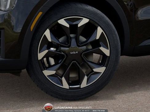 New 2026 Kia Sorento EX AWD/4WD image 9