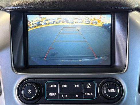 Used 2019 Chevrolet Suburban LT image 30