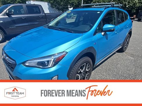 Used 2023 Subaru Crosstrek Hybrid w/ Moonroof Package w/Navigation AWD/4WD image 1