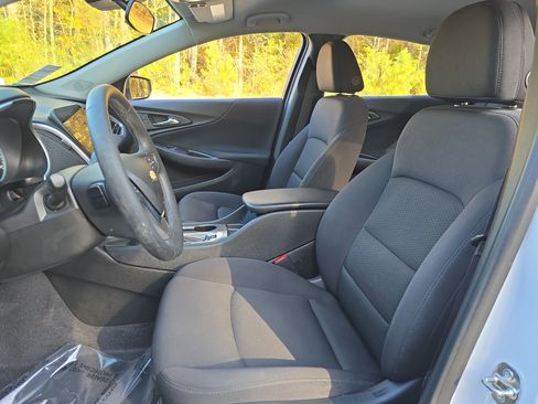 Used 2023 Chevrolet Malibu RS image 14