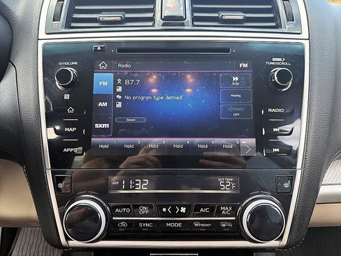 Used 2019 Subaru Outback 2.5i Premium image 8