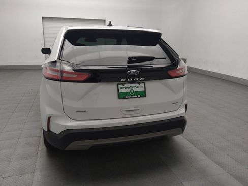 Used 2023 Ford Edge SEL image 6
