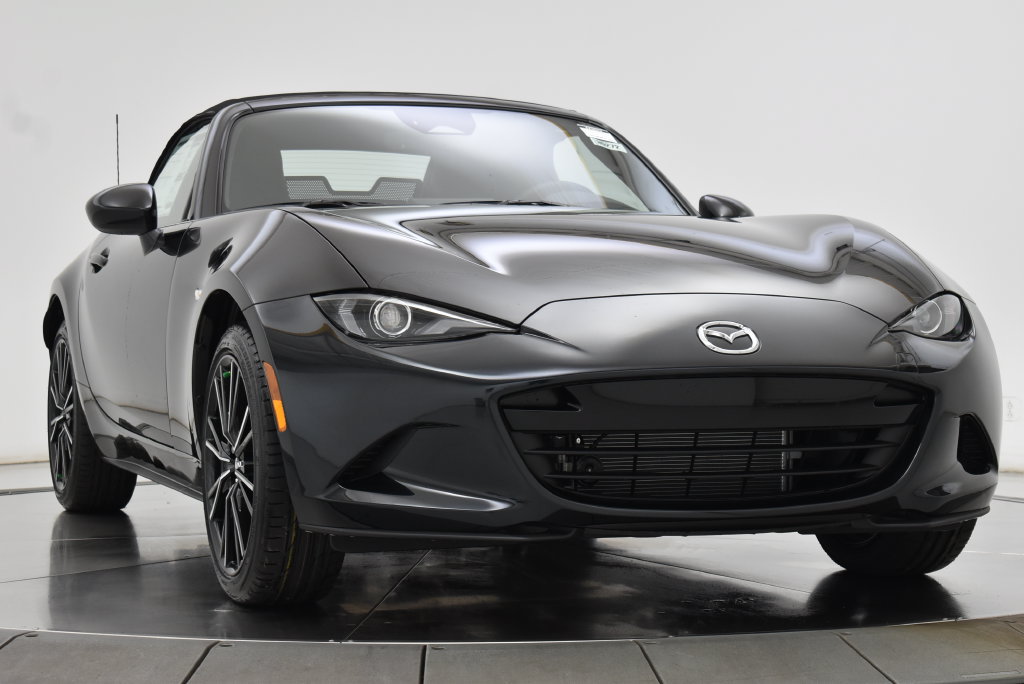 New 2026 MAZDA MX-5 Miata Grand Touring w/ Weather Package RWD image 12