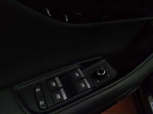 Used 2024 Audi Q7 3.0T Premium Plus image 12