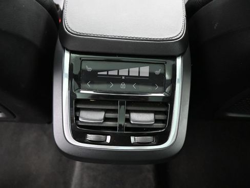 Used 2023 Volvo XC90 B6 Plus w/ Protection Package Premier AWD/4WD image 25