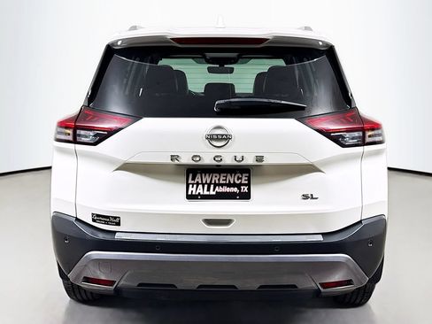 Used 2023 Nissan Rogue SL w/ SL Premium Package FWD image 5