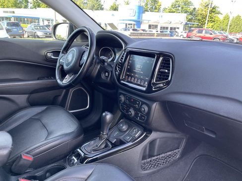 Used 2021 Jeep Compass Limited AWD/4WD image 6