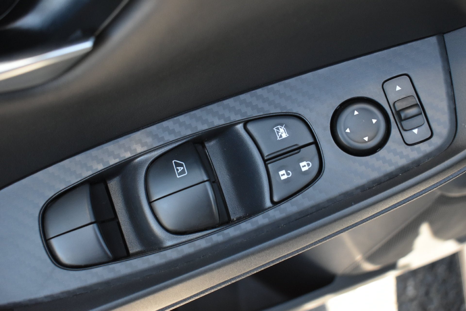 Used 2025 Nissan Sentra SV w/ Trunk Package FWD image 13