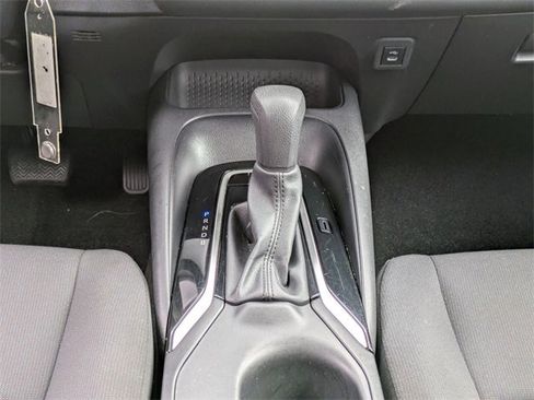 Used 2023 Toyota Corolla LE image 18