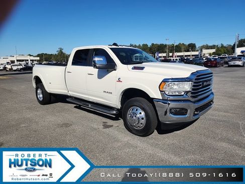 Used 2024 RAM 3500 Limited w/ Safety Group image 4