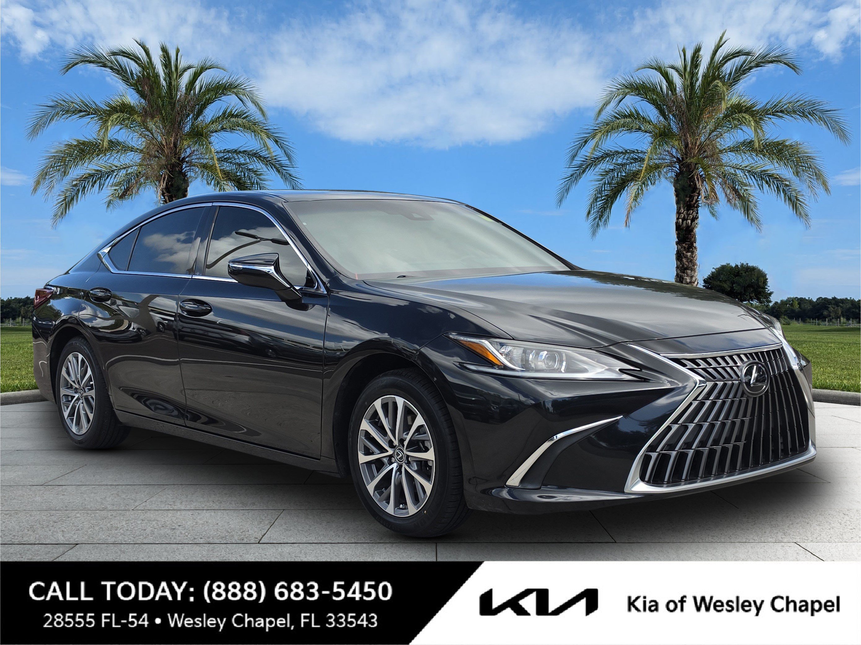 Used 2023 Lexus ES 350 w/ Accessory Package (Z2) FWD image 1