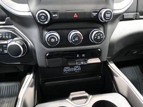 Used 2022 RAM 1500 Big Horn image 19