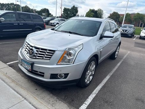 Used 2015 Cadillac SRX Performance w/ Driver Awareness Package AWD/4WD image 4