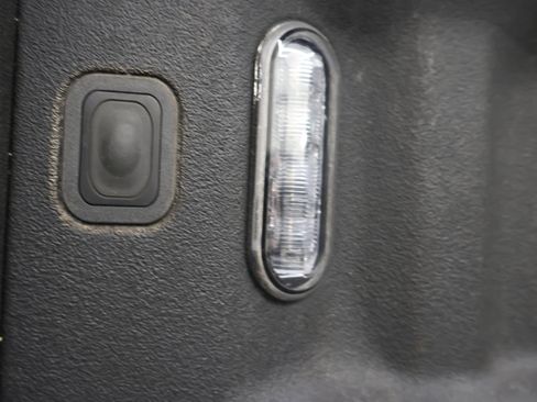 Used 2022 Ford F350 Lariat w/ Chrome Package AWD/4WD image 30