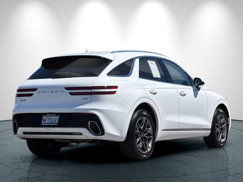 Used 2023 Genesis GV70 2.5T w/ Select Package AWD/4WD image 4