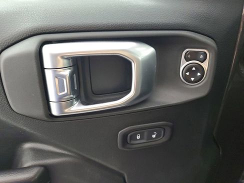 Used 2020 Jeep Gladiator Sport w/ Quick Order Package 24S image 29