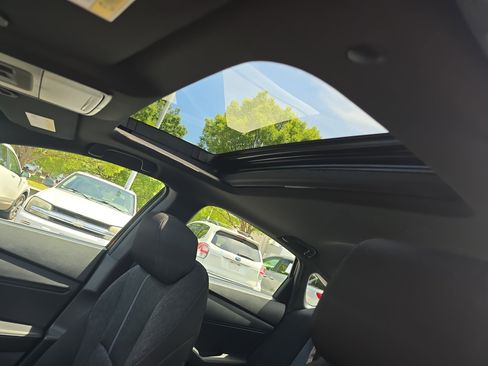 Used 2024 Honda Accord Sport image 27