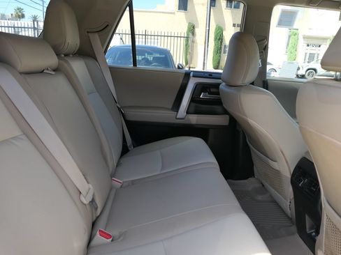 Used 2022 Toyota 4Runner SR5 Premium AWD/4WD image 22