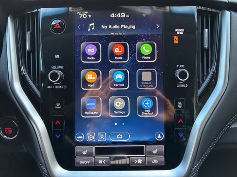 Used 2021 Subaru Outback Premium image 15