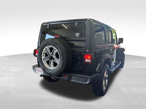 Used 2021 Jeep Wrangler Unlimited Sahara w/ Uconnect 4C Nav & Sound Group AWD/4WD image 6