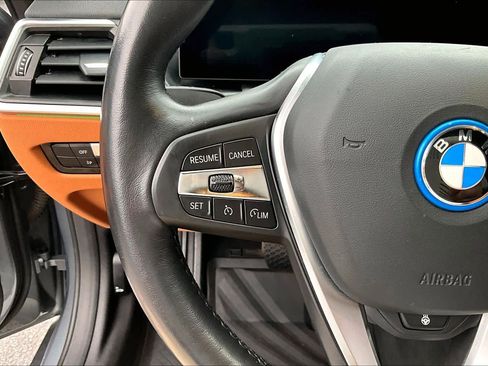 Certified 2023 BMW i4 eDrive35 w/ Premium Package RWD image 23