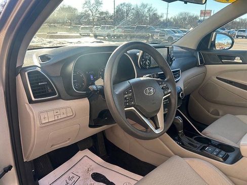Used 2019 Hyundai Tucson SE image 8