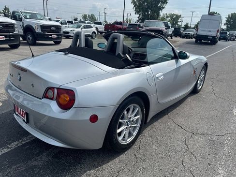 Used 2004 BMW Z4 2.5i RWD image 3