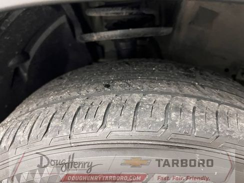 Used 2025 Nissan Pathfinder SV FWD image 19