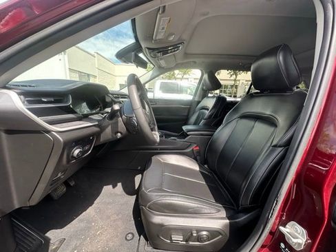 Used 2023 Jeep Grand Cherokee 30th Anniversary image 25