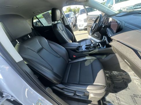 Used 2024 Buick Envision Preferred AWD/4WD image 33